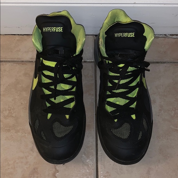 HyperFuse Nike boys 6Y - Picture 1 of 5